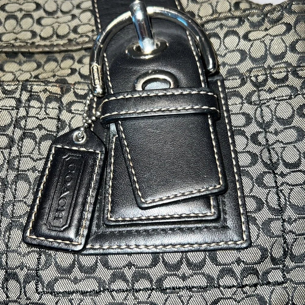 Coach Black Shoulder purse - Picture 6 of 13